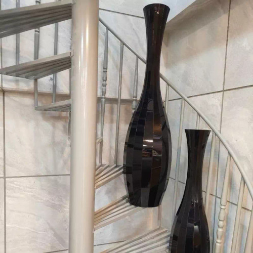 گلدان کنار سالنی مدل مشکی