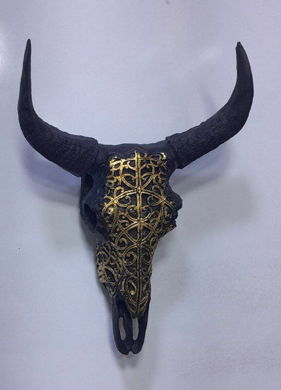 دکوری کله گاو دیواری طلایی