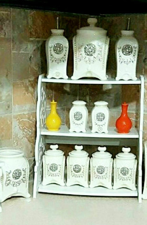 جا ادویه سه طبقه