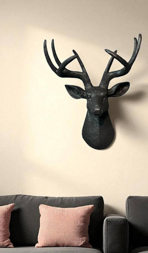 کله گوزن دیواری