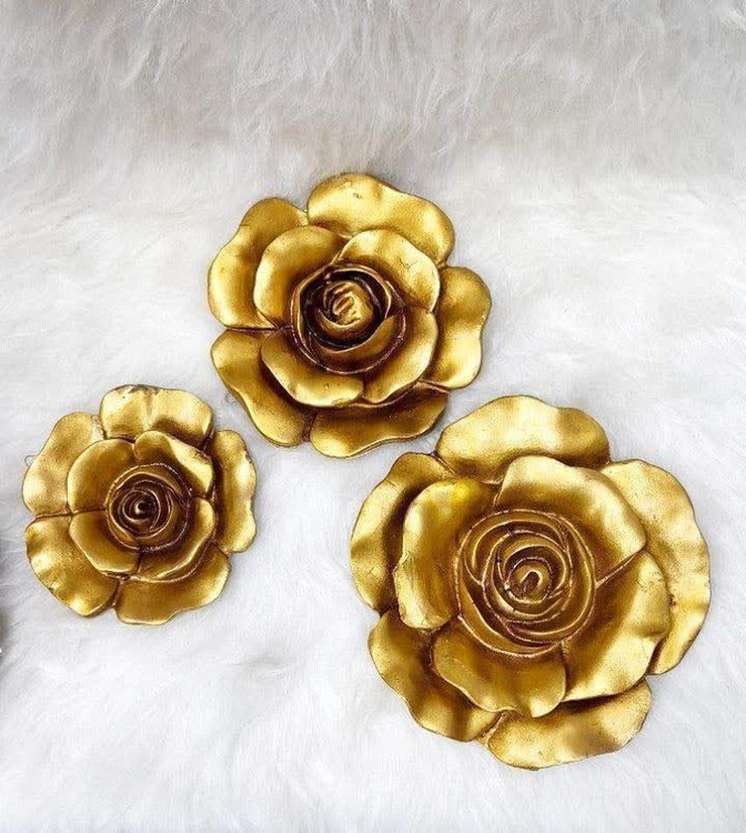 گل دیواری رز