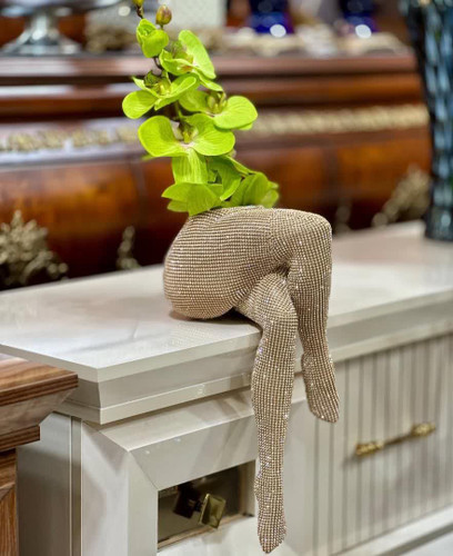 گلدان نیم تنه پا از جنس پلی استر نگین دار