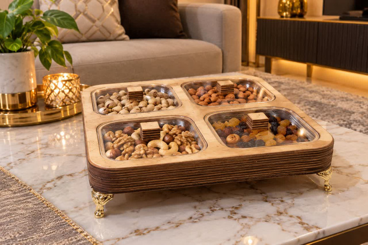 اردوخوری چوبی چهار خانه پایهدار